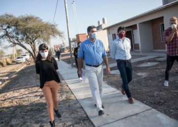 Acceso a la vivienda: pese a la crisis, el gobierno provincial sostiene la inversión y reactiva obras para beneficiar a chaqueñas y chaqueños