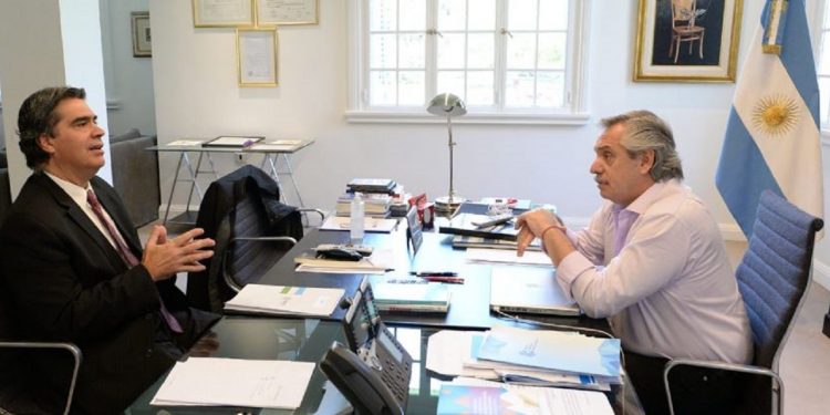 Capitanich en teleconferencia con Alberto Fernández: “vamos a una etapa con el corazón puesto en la responsabilidad y con la seguridad de que entre todos vamos a salir adelante”