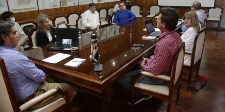 El gobierno provincial promueve una reforma educativa con nuevas carreras en el nivel superior