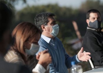 Capitanich se reunió con intendentes ribereños para impulsar la actividad pesquera