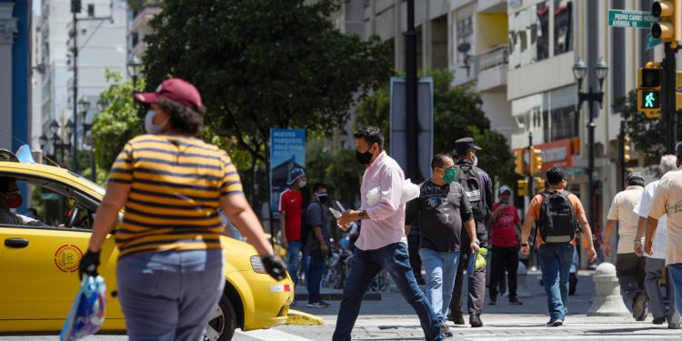 El “epicentro” del coronavirus se desplaza a América: ¿cuáles son los países más afectados y qué están haciendo para frenar la pandemia?