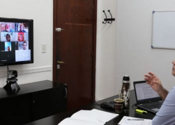 Capitanich se reunió con representantes de unidades educativas de gestión privada y acordaron una regularización inteligente