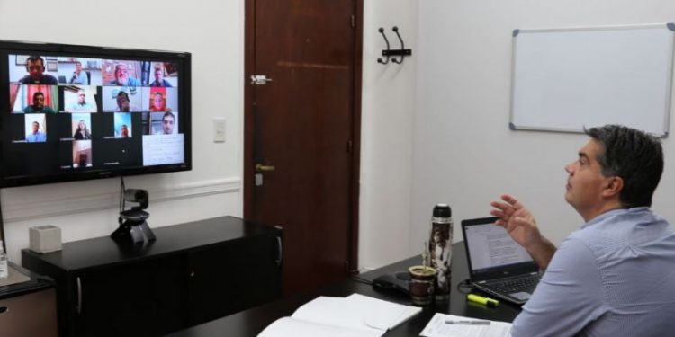 Capitanich se reunió con representantes de unidades educativas de gestión privada y acordaron una regularización inteligente