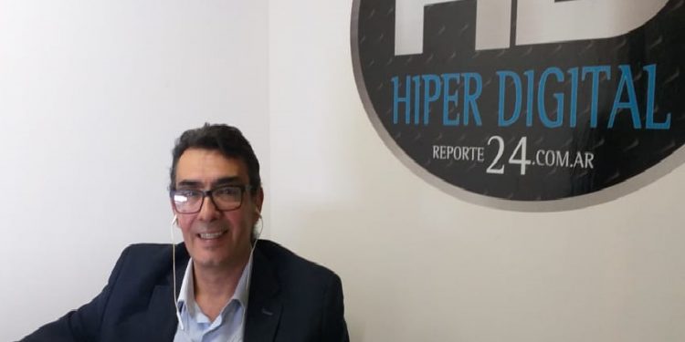 Julio Molisano lanzó “Mostrar TV” el Compacto de Noticias de R24 Televisión