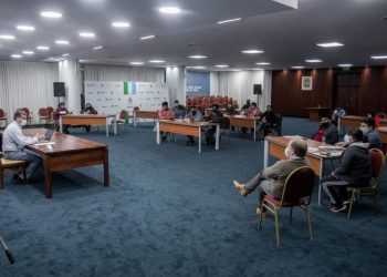 Capitanich recibió al Comité de Emergencia Indígena y ratificó las obras de urbanización del barrio Toba