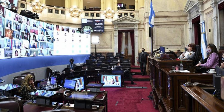 El Senado aprobó el proyecto de reestructuración de la deuda bajo ley argentina