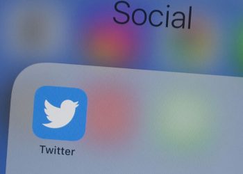 Hackeo sin precedentes en Twitter: comprometen las cuentas de Musk, Gates y Bezos, entre otros, y estafan miles de dólares