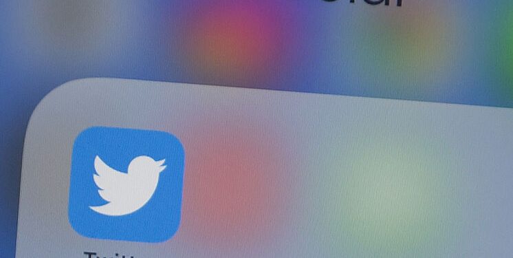 Hackeo sin precedentes en Twitter: comprometen las cuentas de Musk, Gates y Bezos, entre otros, y estafan miles de dólares