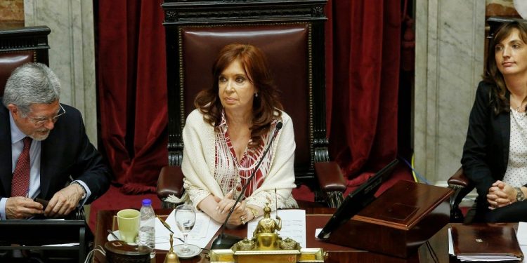Cristina Fernández elogió al ministro Guzmán y dijo que fue “clarito como el agua”