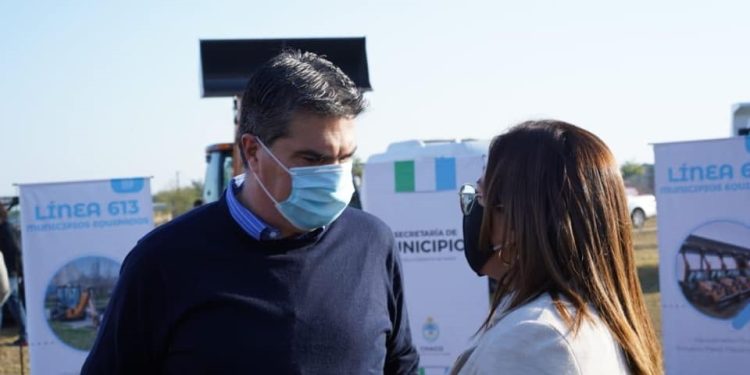 Barranqueras sólo con servicios municipales esenciales