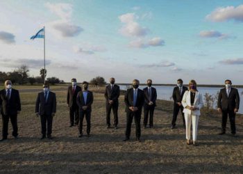 Fernández:”Quiero acercar el poder al interior del país y que Dios no atienda sólo en Buenos Aires”