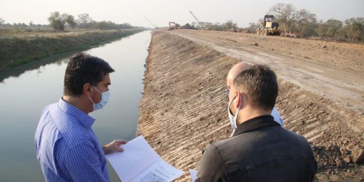 Avanza el ensanchamiento del Canal 16: “será una solución para gran parte de los barrios de Resistencia”, aseguró Capitanich