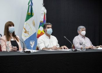 Capitanich firmó un acuerdo entre el Ministerio de Salud de la Nación, de provincia y el INSSSEP para fortalecer el sistema sanitario