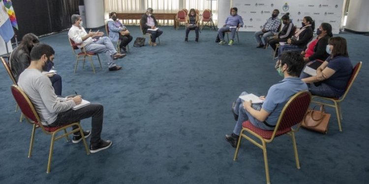 Capitanich recibió al Comité Indígena de Fontana para avanzar en el plan detectar y realizar un abordaje alimenticio, sanitario y territorial