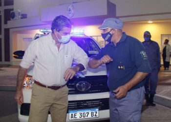 Capitanich entregó equipamiento y llamó a fortalecer la capacidad institucional de los municipios en vísperas del 85° aniversario de Taco Pozo