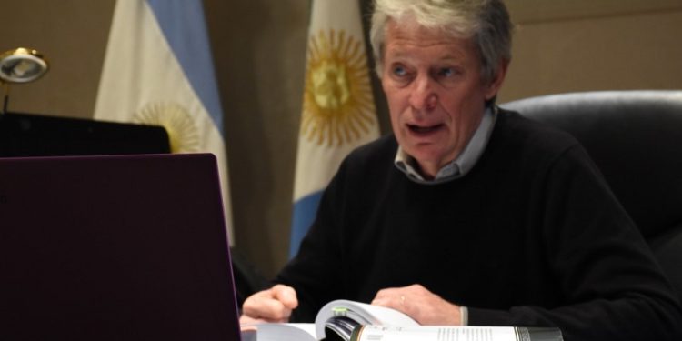 Compendio Legislativo Indígena: “Este libro cumple un propósito trascendente para quienes deben velar por el cumplimiento de la Justicia”, destacó Sager