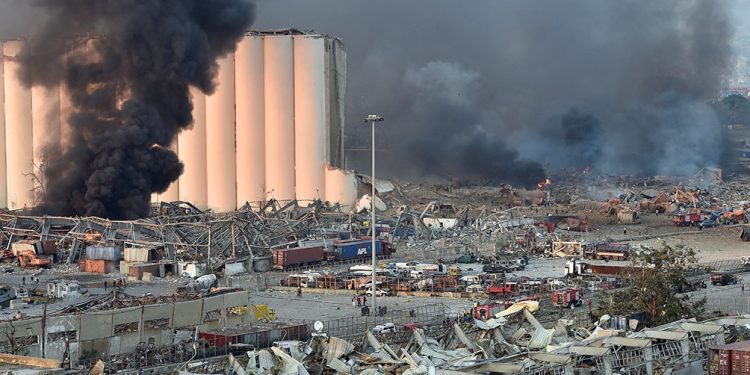 Líbano: Más de 100 muertos y más de 4.000 heridos por las potentes explosiones en Beirut