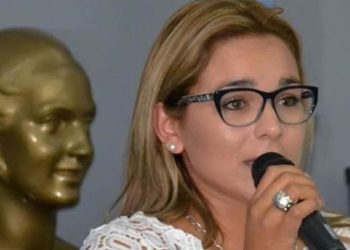 En medio de la crisis de la pandemia, Magda Ayala aumento el sueldo a los municipales de Barranqueras
