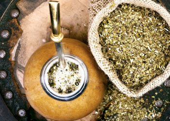 Consumo de yerba mate cayó en casi un millón de kilos en los primeros siete meses del año