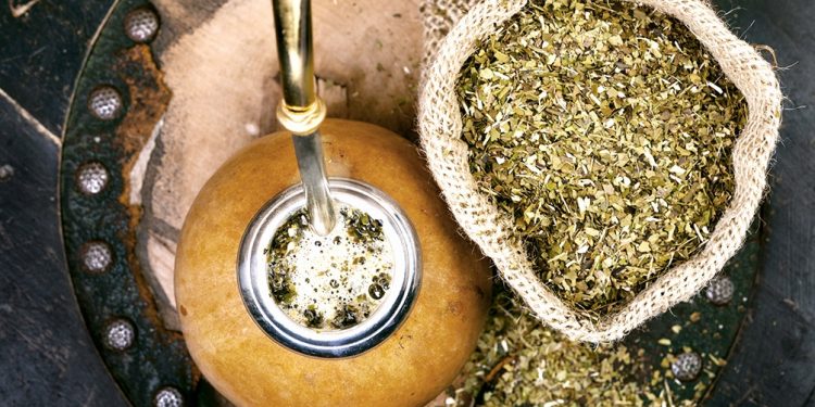 Consumo de yerba mate cayó en casi un millón de kilos en los primeros siete meses del año