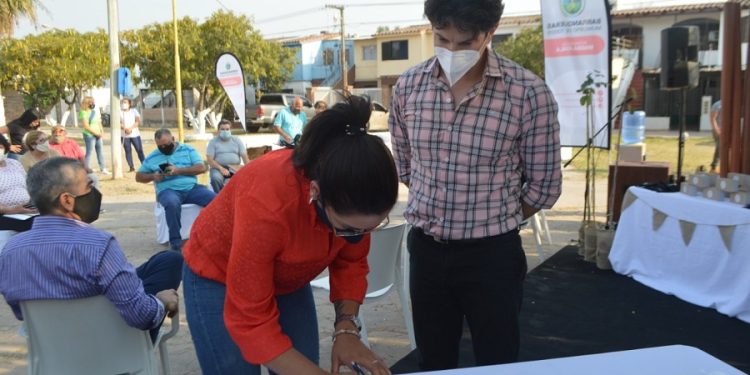 Magda Ayala hizo entrega de títulos de propiedad: “Es un enorme orgullo que la gestión pueda contar con logros como este”