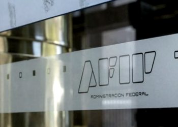 Justicia Macrista: jueza rechazó investigación de UIF sobre evasores