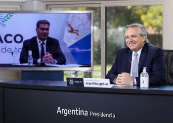 Alberto Fernández y Capitanich anunciaron millonaria inversión de la textil brasilera “Santana” para triplicar su producción en el Chaco