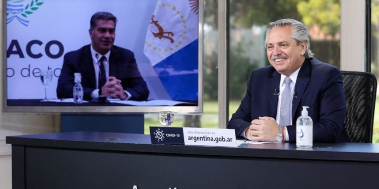 Alberto Fernández y Capitanich anunciaron millonaria inversión de la textil brasilera “Santana” para triplicar su producción en el Chaco