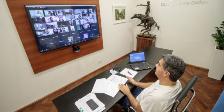 El Gobierno Provincial ofrecerá capacitaciones online gratuitas para 25.000 chaqueños y chaqueñas