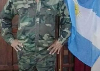 Soldado de Malvinas recupera su casco después de 38 años