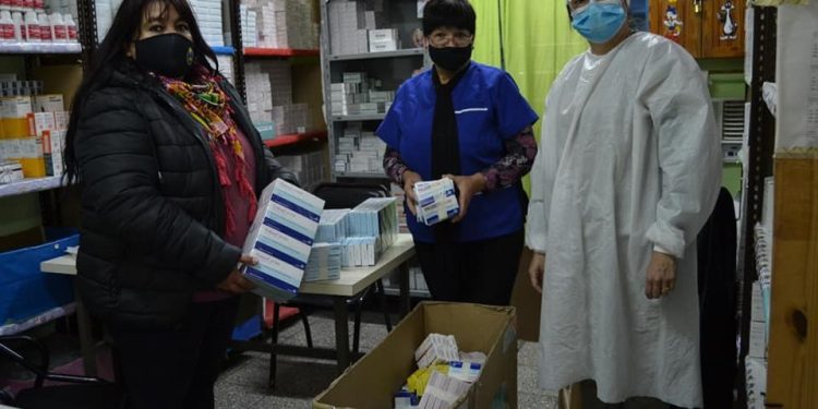 Municipio de Barranqueras entregó medicamentos al hospital Eva Perón y CAPS de distintos puntos