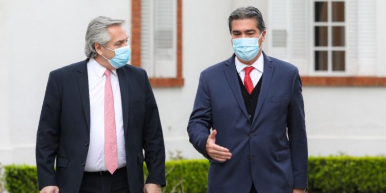 El gobernador y el presidente firmaron la cesión de casi 4 mil hectáreas del ex campo de tiro para la urbanización del sur de Resistencia