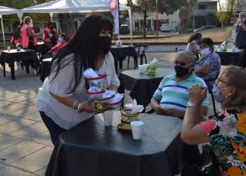 Barranqueras: Con todos los protocolos de higiene y bioseguridad, Municipio celebró el “Día de la Ancianidad”