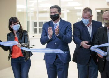 Aniversario de Castelli: Capitanich inauguró pavimento urbano y anunció obras estratégicas