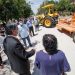 La Tigra: Capitanich inauguró obras sanitarias, habilitó cuadras de pavimento y entregó maquinaria vial