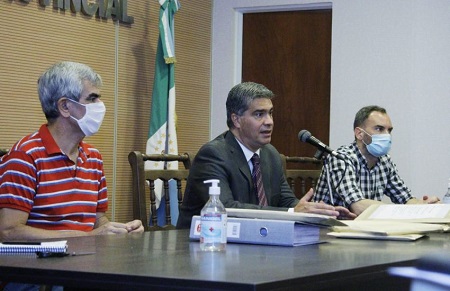 El gobernador abrió los sobres de licitación para la pavimentación de la avenida Alberdi de Resistencia