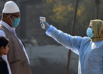 COVID-19: El mundo supera los 50 millones de contagios