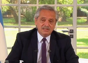 Alberto Fernández: “La mesa militar es una rémora de la Argentina que ya nadie quiere”