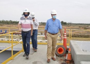 Capitanich supervisó el avance de obra de la planta de tratamiento de líquidos cloacales del gran Resistencia