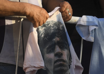 El Chaco adhiere a los tres días de duelo nacional por el fallecimiento de Diego Maradona