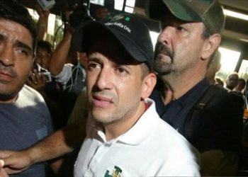 Bolivia: La Fiscalía inicia investigaciones contra Camacho y jefes militares