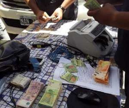 Mega causa por estafas: secuestran bienes valuados en más de 10 millones de pesos, dinero y joyas