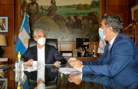 Capitanich en Buenos Aires: Meoni garantizó fondos para terminales de ómnibus y subsidio para el transporte urbano de pasajeros