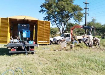 Trabajos de SAMEEP en la cisterna de Cacuí, para mejorar el abastecimiento de agua potable