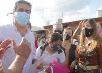 Capitanich inauguró 22 cuadras de pavimento urbano en Villa Ángela y Villa Berthet