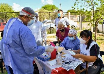 Situación epidemiológica: Seis muertos y 300 nuevos casos de COVID-19 en el Chaco