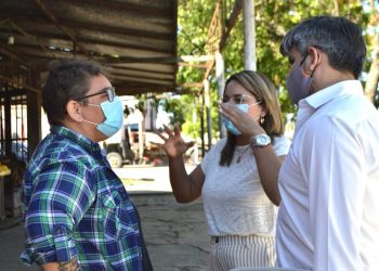 Magda Ayala realiza fuerte inversión en nuevas Luminarias LED para Barranqueras