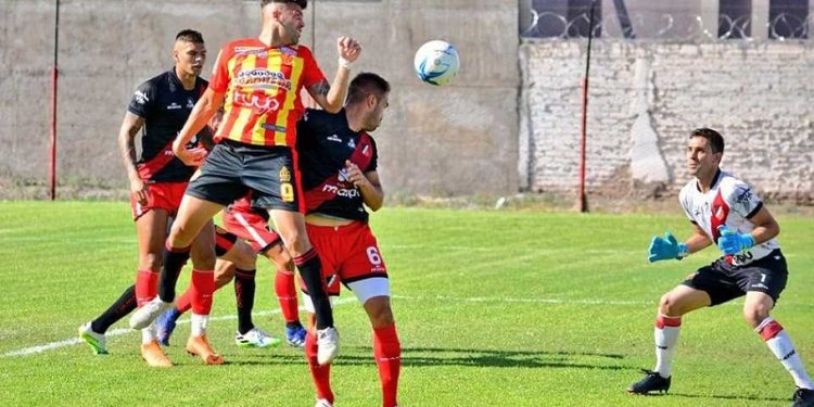 Torneo Federal A: Sarmiento se quedó sin final por el ascenso a la Primera Nacional
