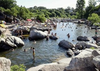 Turismo: Más de dos millones de personas vacacionaron en Año Nuevo en todo el país