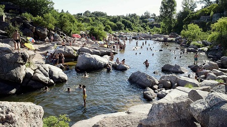 Turismo: Más de dos millones de personas vacacionaron en Año Nuevo en todo el país
